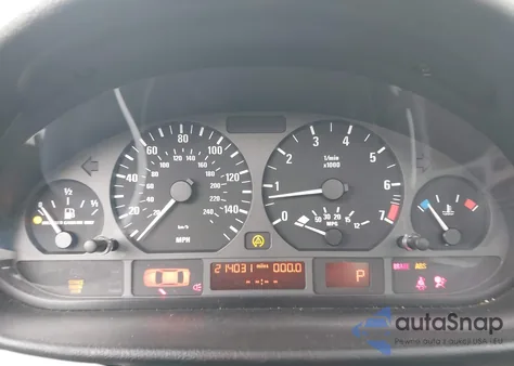 2003 BMW 325 Xi из США, поврежденный, VIN WBAEU33443PH88738